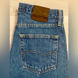Lee Regular Fit Stonewash Denim Jeans.